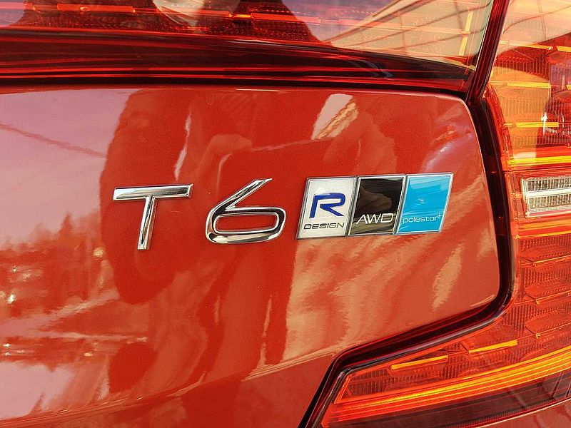 Volvo  T6 AWD R-Design FINANCE 0.99% 24 MTHS O. A.C.