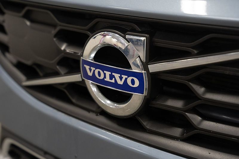 Volvo  T5 AWD Pre