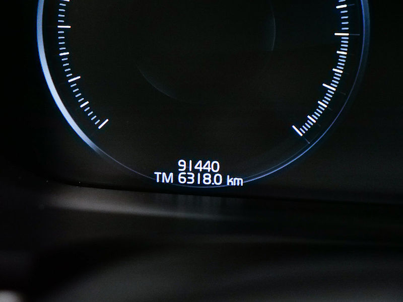 Volvo  T6 MOMENTUM PLUS VISION CONVENIENCE CLIMATE