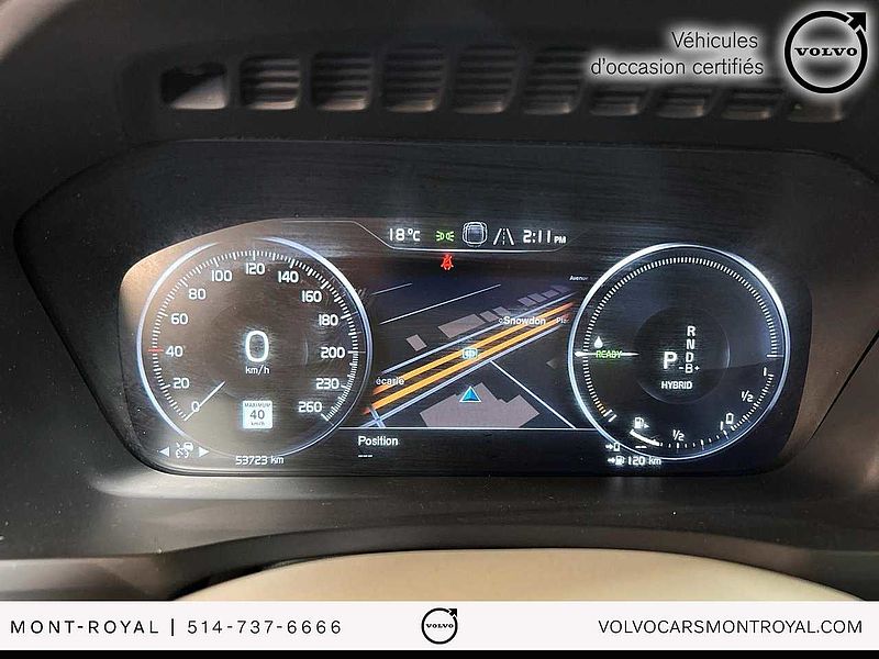 Volvo  Momentum Plug-In T8
